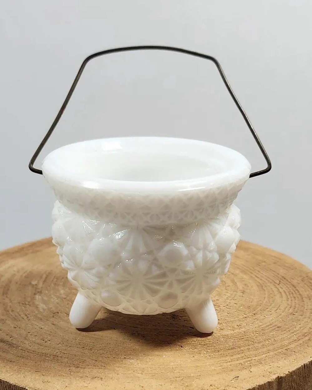 Vintage Milk Glass Daisy Button Cauldron Kettle 3 Footed Wire Handle